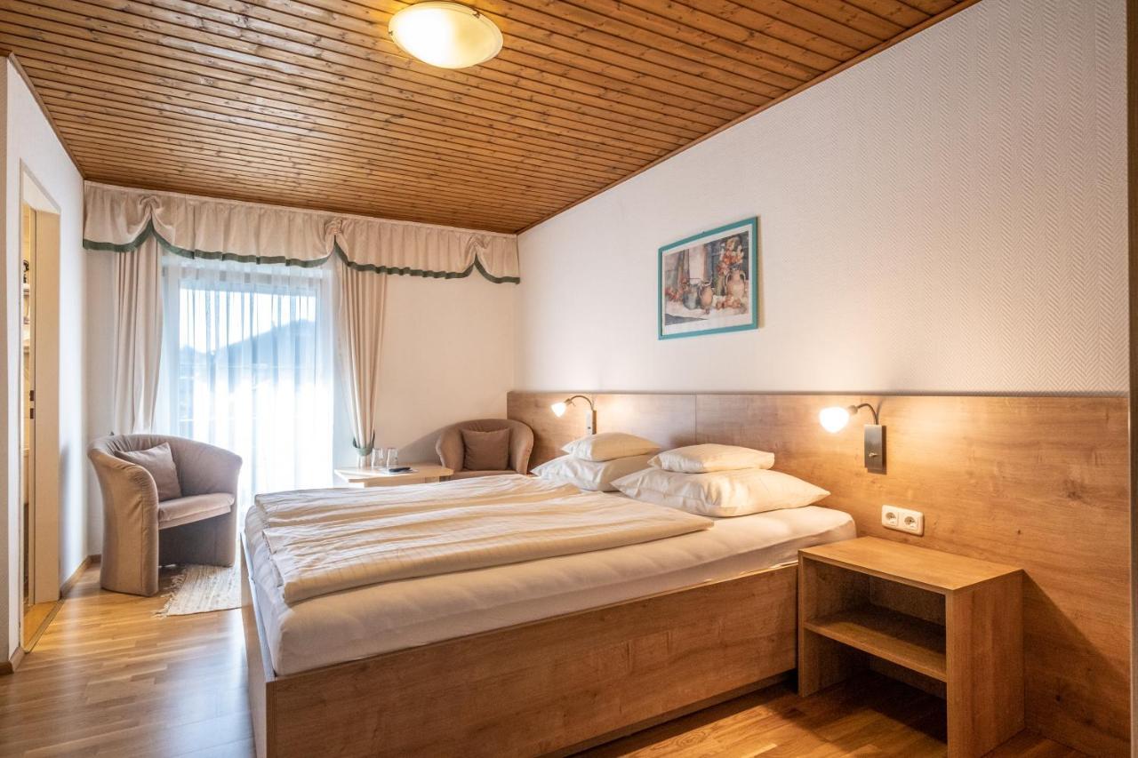 Hotel-Pension Falkensteiner Sankt Gilgen Εξωτερικό φωτογραφία