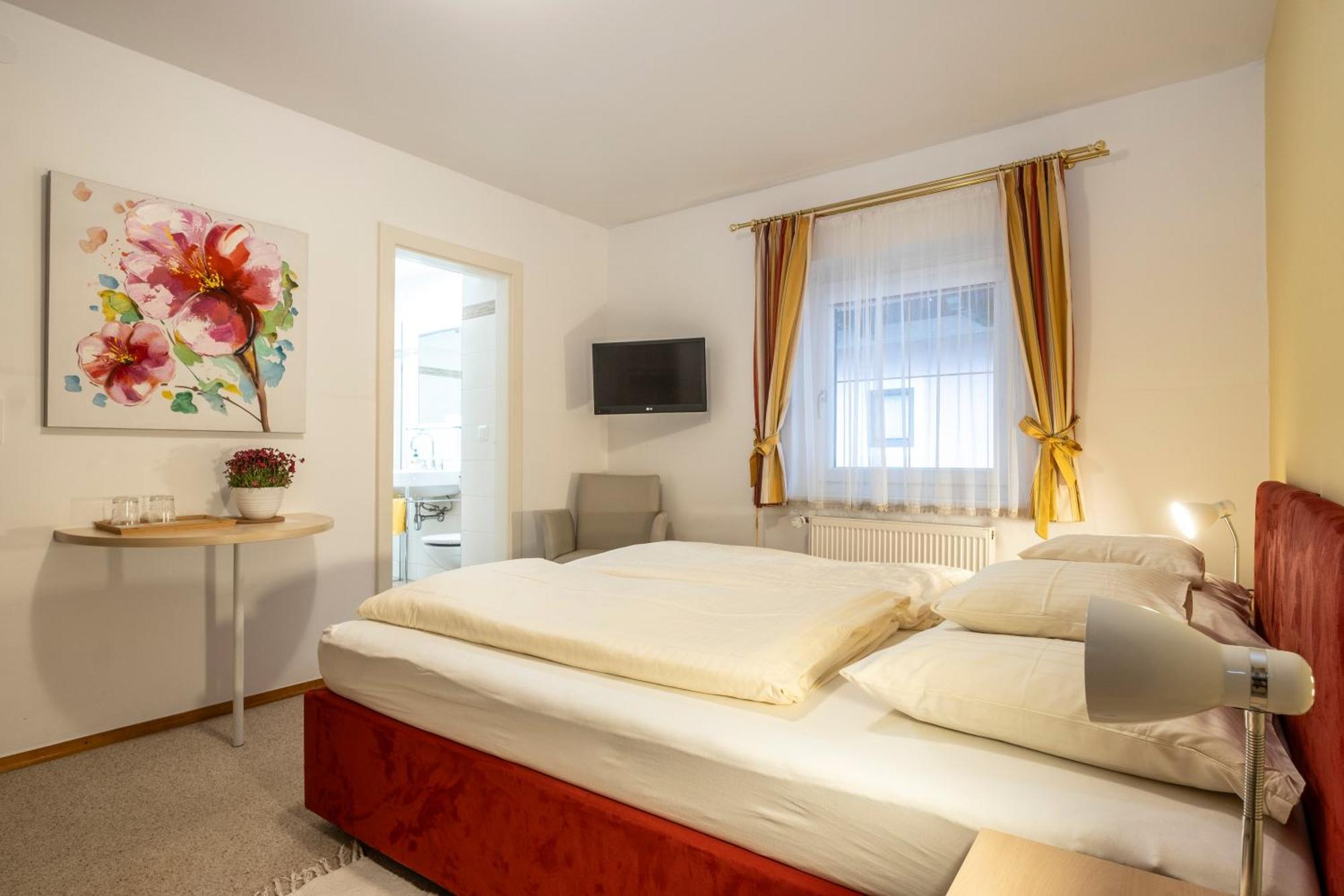 Hotel-Pension Falkensteiner Sankt Gilgen Εξωτερικό φωτογραφία