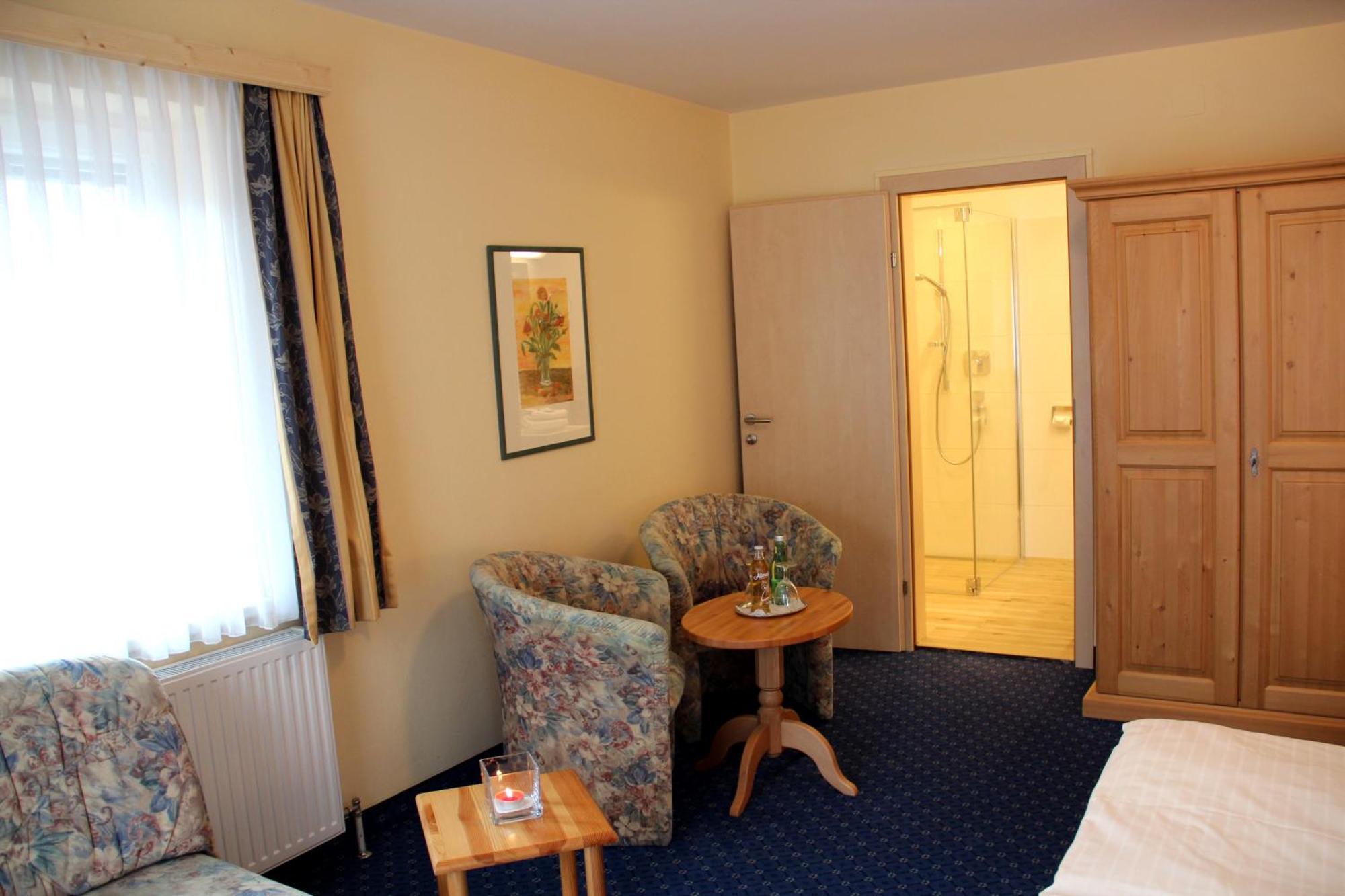 Hotel-Pension Falkensteiner Sankt Gilgen Εξωτερικό φωτογραφία