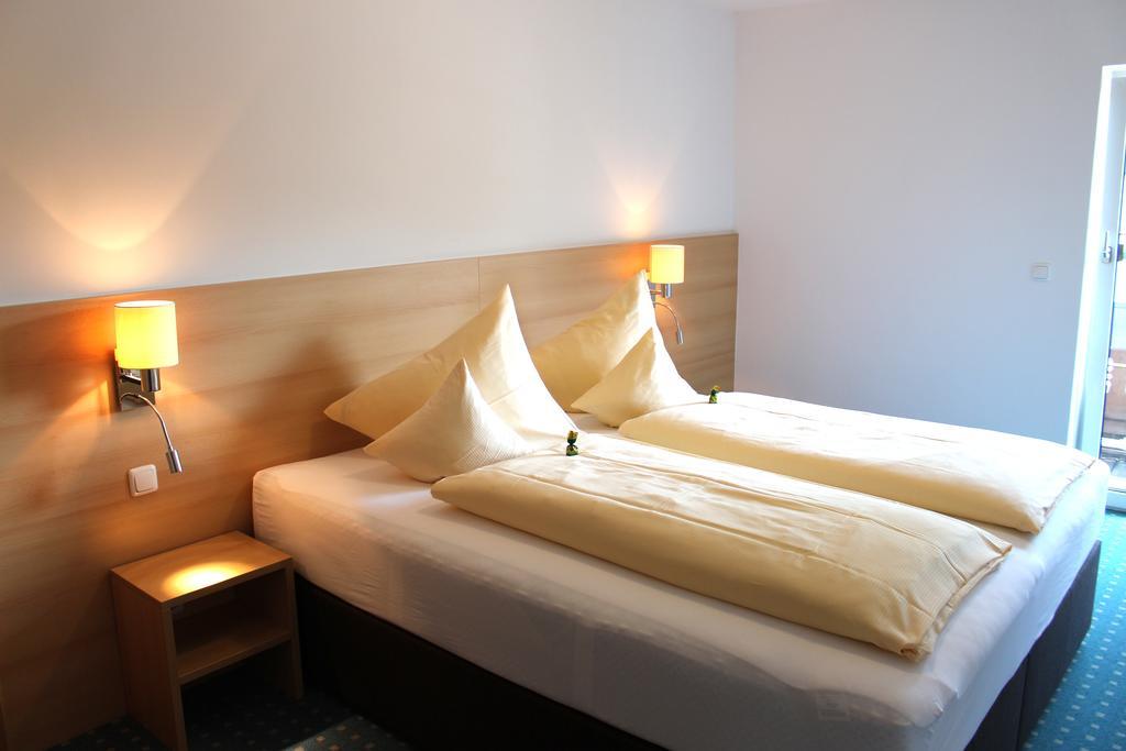 Hotel-Pension Falkensteiner Sankt Gilgen Δωμάτιο φωτογραφία